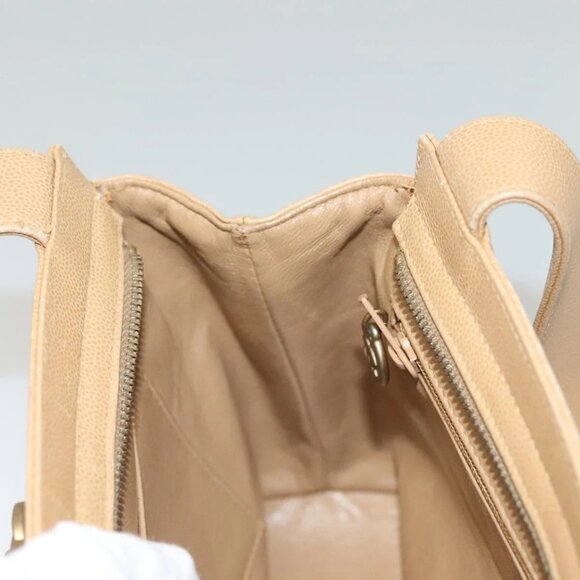 CHANEL Matelasse Shoulder Bag Grained Calf Skin Beige Gold CC Auth BA4516 - Picture 11 of 16